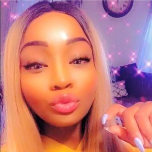 Meet your Posher, Miracle